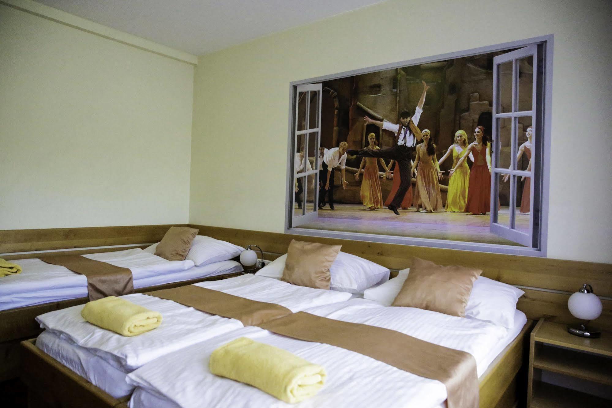 Tabor Hotel 3*